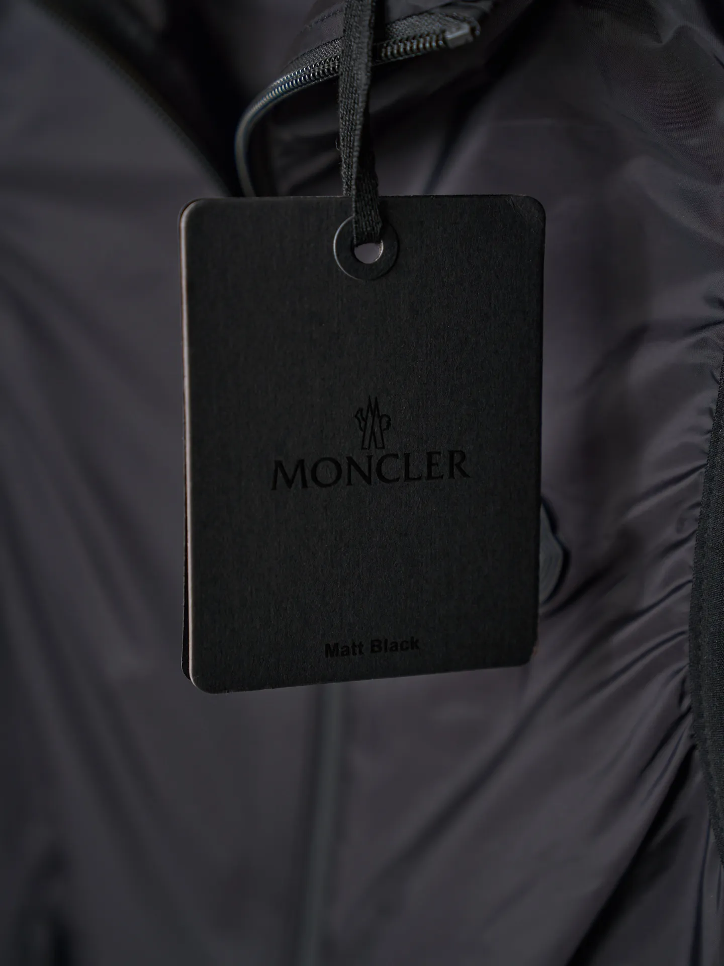 MONCLER/ 【In Stock】 1 2 3 4 20D ， ， ， ， 0.7KG ， Breathable 。 LOGO ， ， 。 ， ， ， 。 ， ， ， ， ， 。